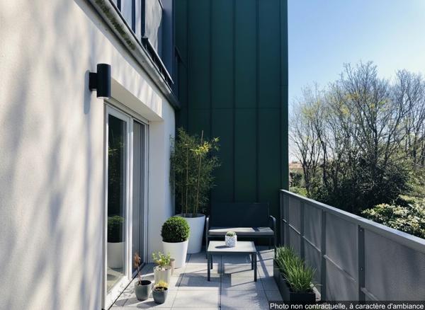 Superbe T2 récent avec grand balcon ensoleillé....
