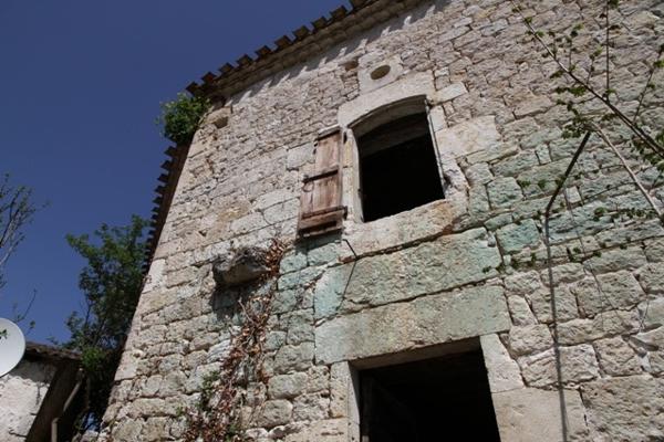 Touffailles (82190) TARN ET GARONNE. Touffailles Maison en pierre à rénover