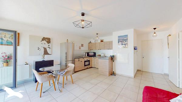 Appartement à vendre 183 000 € Marseille 10 2 p 49 m² DPE B
