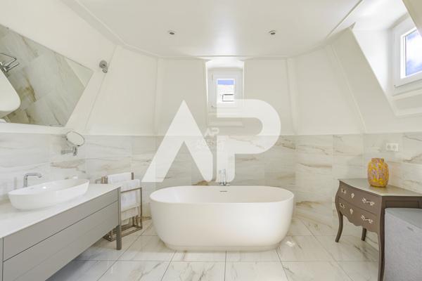 CHAVILLE RIVE DROITE - MAISON DE CHARME 1 595 000 € **  - Référence  688-S