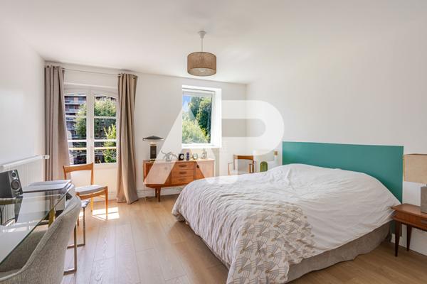 CHAVILLE RIVE DROITE - MAISON DE CHARME 1 595 000 € **  - Référence  688-S