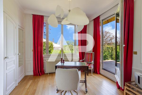 CHAVILLE RIVE DROITE - MAISON DE CHARME 1 595 000 € **  - Référence  688-S
