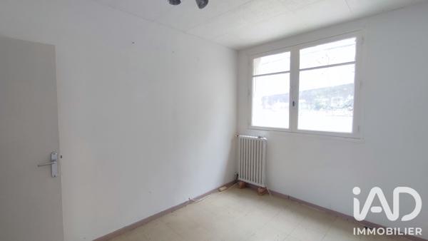 Appartement à vendre 3 pièces 54,16 m² Le Revest-les-Eaux