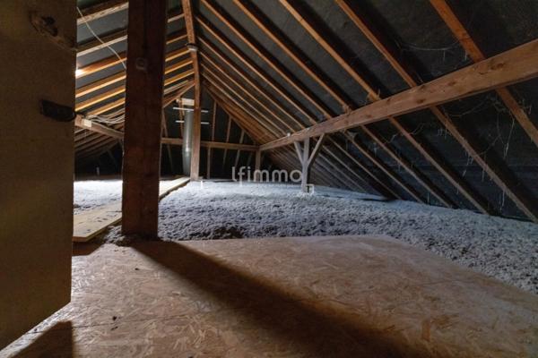 Maison familiale, typique des années 1960, bien placée à Morhange.