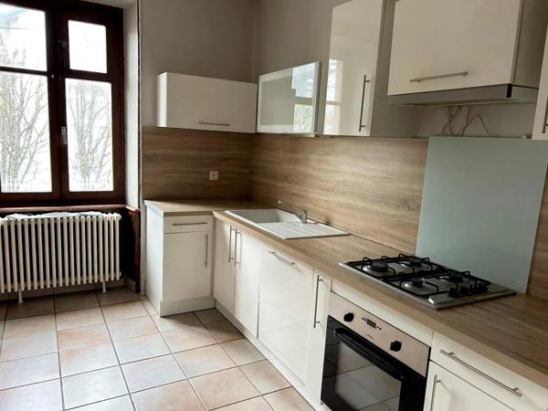Appartement à louer 3 pièces 70.85m²