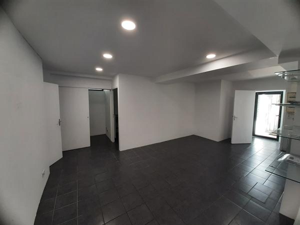 A louer, Local commercial Nantes de 120 m² env. Nantes Quartier Mellinet