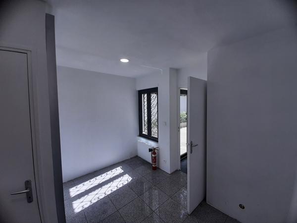 A louer, Local commercial Nantes de 120 m² env. Nantes Quartier Mellinet