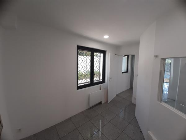 A louer, Local commercial Nantes de 120 m² env. Nantes Quartier Mellinet