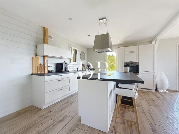 Maison à vendre 4 pièces (74) de 122 m2 , terrain d'env. 800 m2