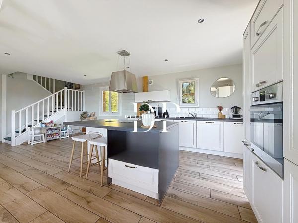 Maison à vendre 4 pièces (74) de 122 m2 , terrain d'env. 800 m2