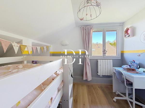 Maison à vendre 4 pièces (74) de 122 m2 , terrain d'env. 800 m2