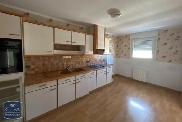 Appartement à louer 2 pièces 65m²