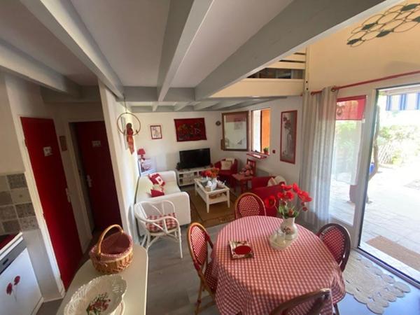 17570 LES MATHES MAISON à LA PALMYRE