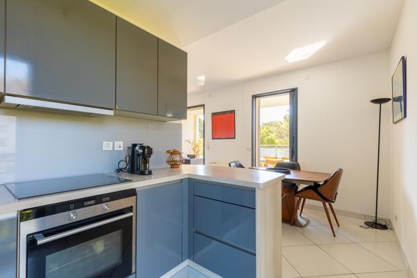 Marseille (13008) Prado-Borely T3 Terrasse-Garage-Plage !