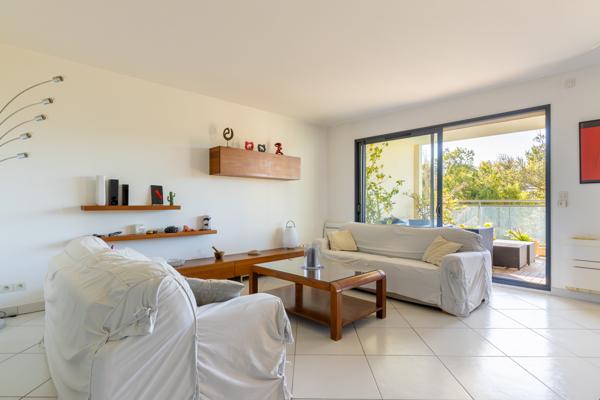 Marseille (13008) Prado-Borely T3 Terrasse-Garage-Plage !