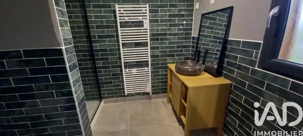 Maison à vendre 5 pièces 160 m² Saint-Martial-de-Mirambeau