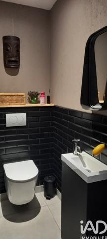 Maison à vendre 5 pièces 160 m² Saint-Martial-de-Mirambeau