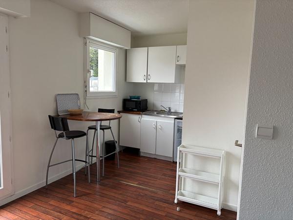 STUDIO MEUBLÉ - NANTES TORTIERE , Nantes STUDIO MEUBLÉ - NANTES TORTIERE , Nantes