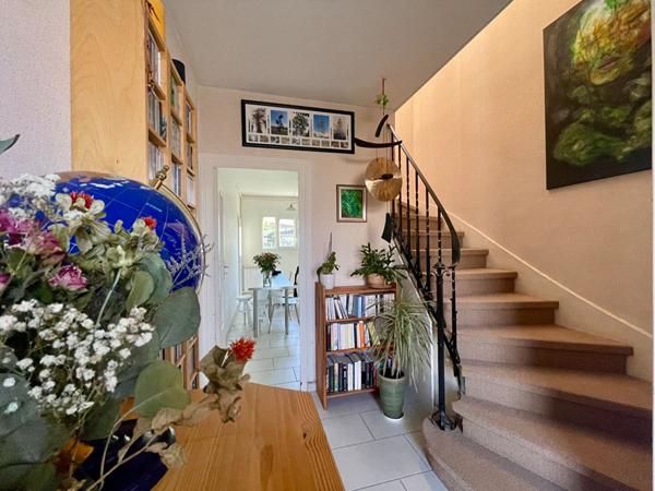 Élégante maison 3 chambres avec garage  jardin ensoleillé et atelier? Cadre privilégié à Talence