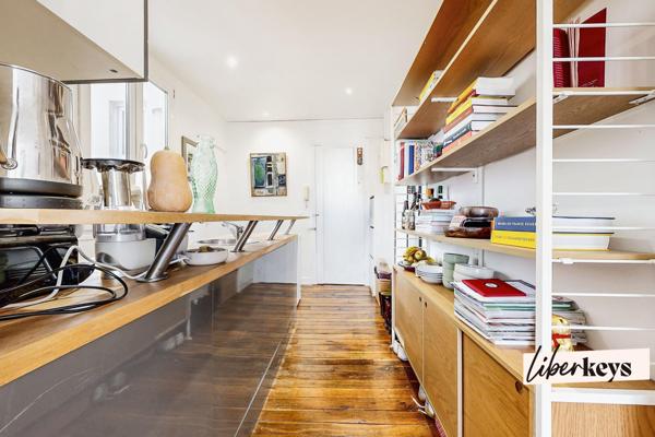 2P coup de cœur – charme & luminosité – Batignolles / La Fourche