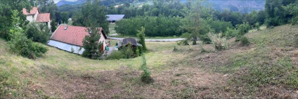 Chalet chaleureux de 55 m² sur un magnifique terrain de 3 000 m²