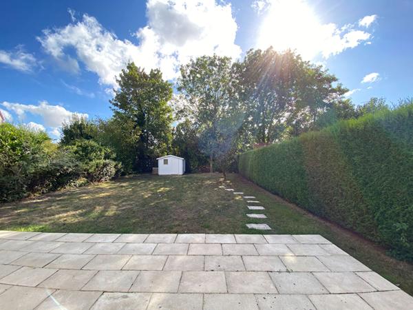 MAISON INDIVIDUELLE DE 6 PIECES A LOUER MEUBLÉE A PLAISIR - LES GATINES