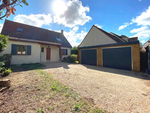 MAISON INDIVIDUELLE DE 6 PIECES A LOUER MEUBLÉE A PLAISIR - LES GATINES