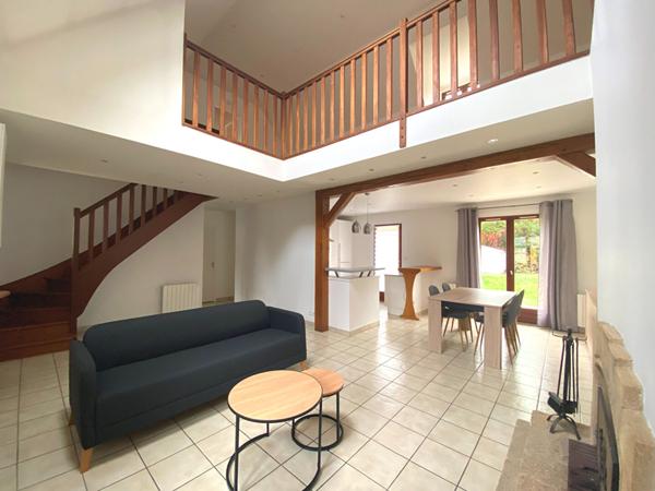 MAISON INDIVIDUELLE DE 6 PIECES A LOUER MEUBLÉE A PLAISIR - LES GATINES