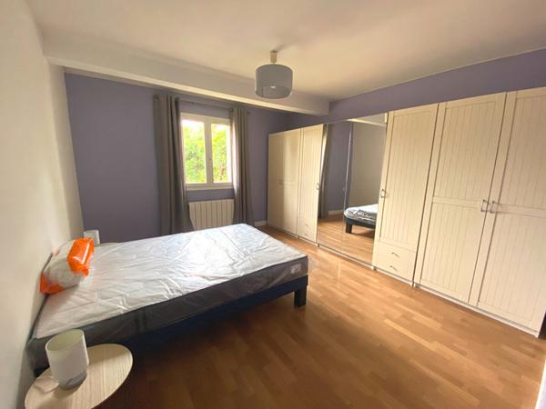 MAISON INDIVIDUELLE DE 6 PIECES A LOUER MEUBLÉE A PLAISIR - LES GATINES