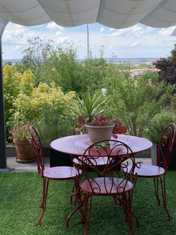 À vendre - Maison individuelle, 10 pièces située à Pontarlier (25300)