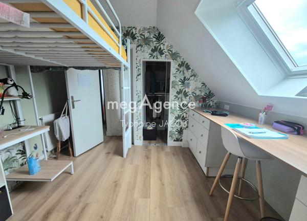 Maison à PLOURIVO, 22860 - 8 pièces 176m²