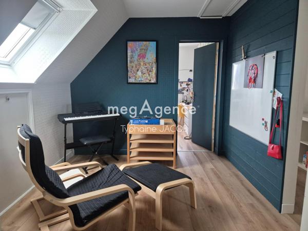 Maison à PLOURIVO, 22860 - 8 pièces 176m²