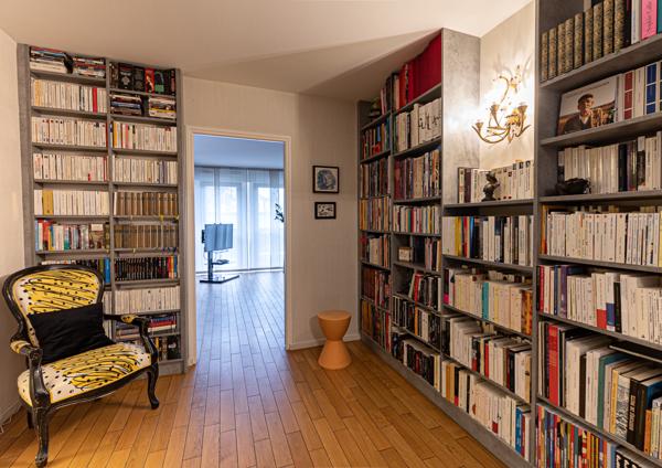 Metz (57000) Appartement 8 pièces de 199m2 avec terrasse & stationnements privatifs