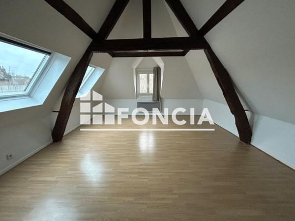 Location Studio 21.22 m² - 83B RUE SAINT ANDRE Lille 59000