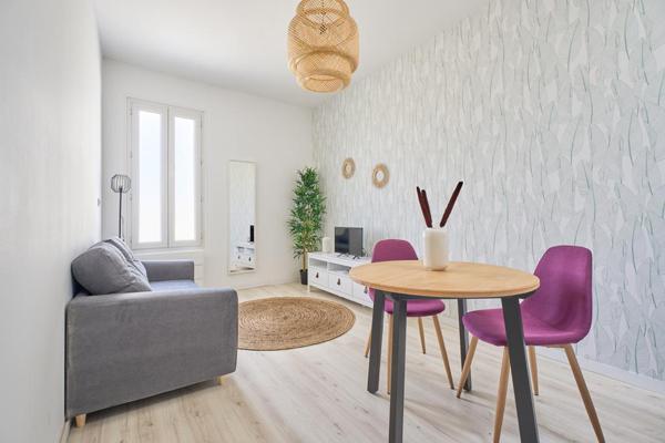 Immeuble 9 pièces - 200 m²