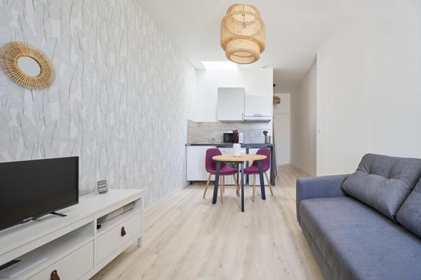 Immeuble 9 pièces - 200 m²