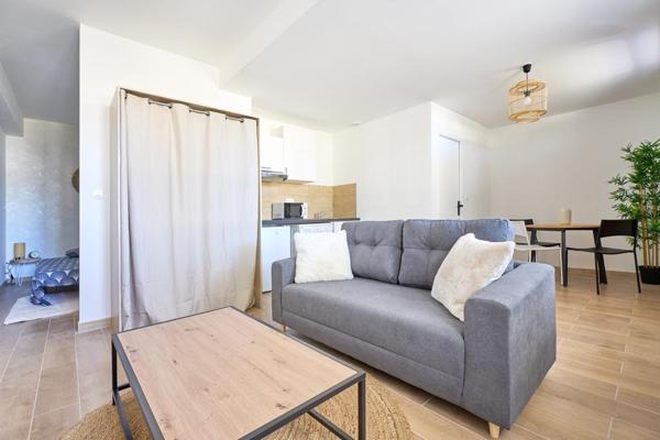 Immeuble 9 pièces - 200 m²