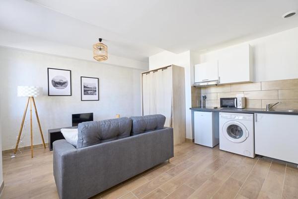 Immeuble 9 pièces - 200 m²