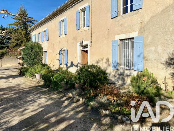 Maison à vendre 18 pièces 366 m² L'Isle-sur-la-Sorgue