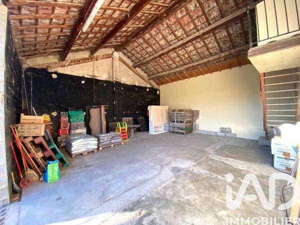 Maison à vendre 18 pièces 366 m² L'Isle-sur-la-Sorgue
