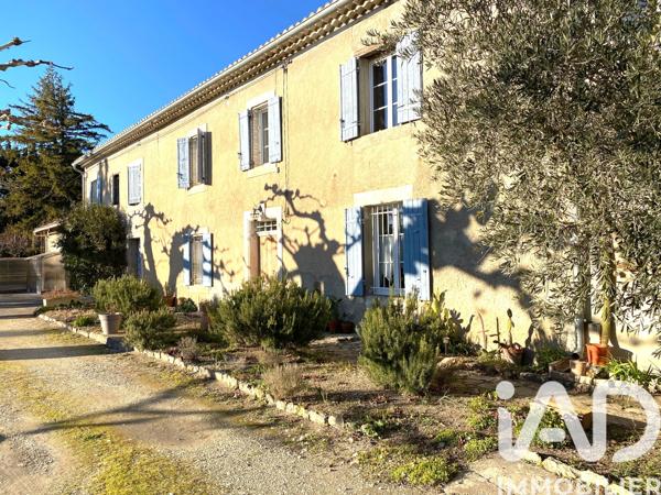 Maison à vendre 18 pièces 366 m² L'Isle-sur-la-Sorgue