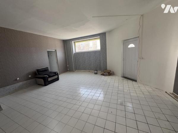 cambrai. immeuble locatif composé de trois appartements
