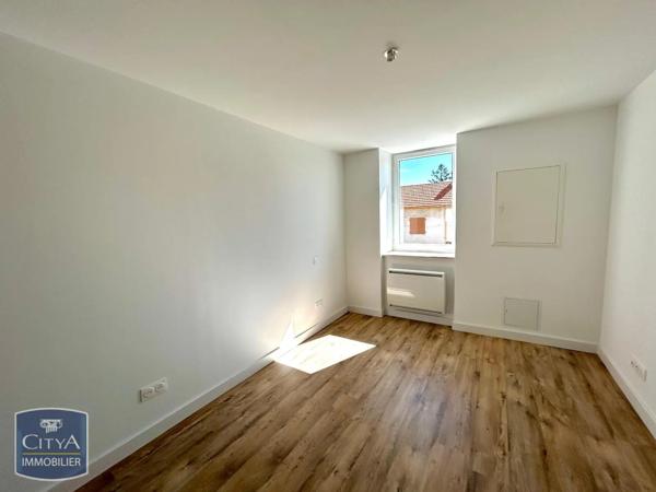 Appartement à louer 3 pièces 65.88m² Lent (01240)