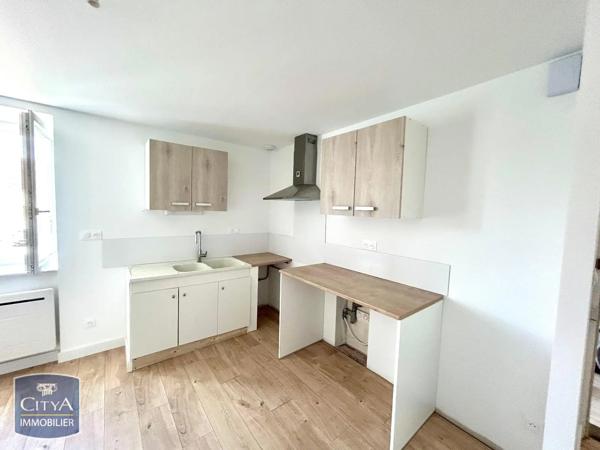 Appartement à louer 3 pièces 65.88m² Lent (01240)