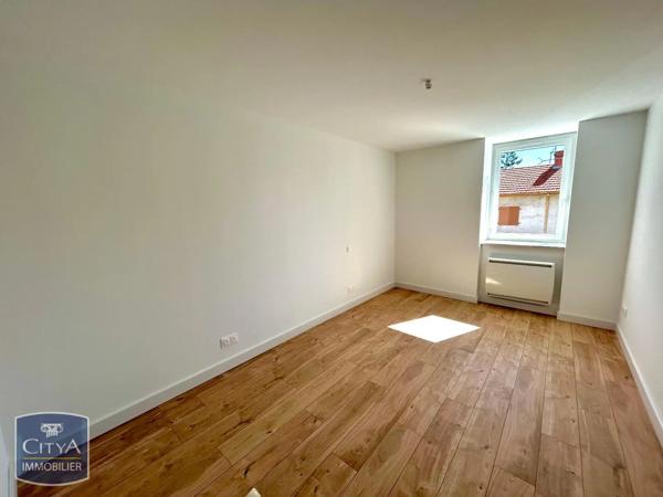 Appartement à louer 3 pièces 65.88m² Lent (01240)