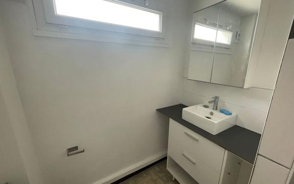 Appartement à vendre    1 pièce • 29,69 m2 Antony