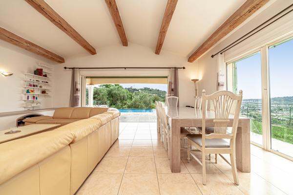 Maison 6 pièces 212 m2