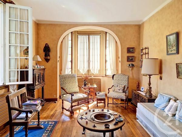 Maison à vendre  7 pièces - 156,07 m 2   BOURG LA REINE  - 92