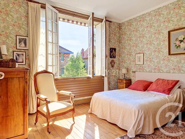 Maison à vendre  7 pièces - 156,07 m 2   BOURG LA REINE  - 92