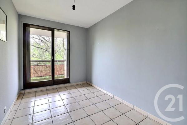 Appartement F4 à vendre  4 pièces - 81,80 m 2   TREMBLAY EN FRANCE  - 93